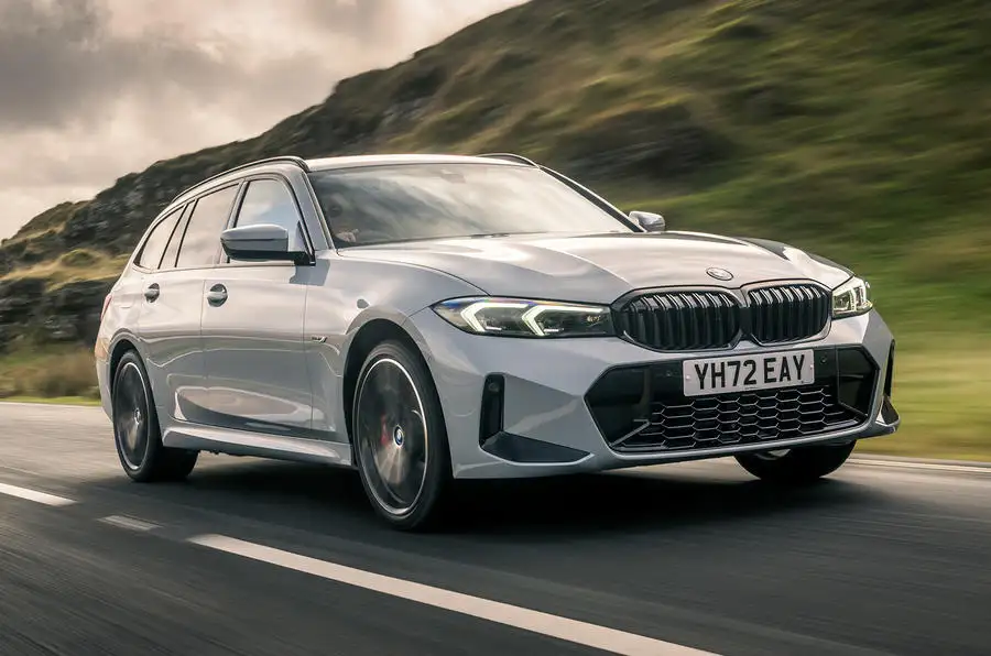 BMW 330e touring