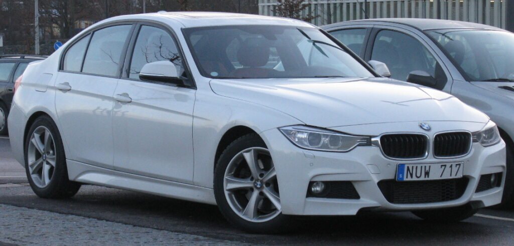 BMW 328i